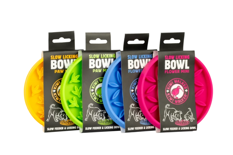 Kiwi Walker Slow Licking Bowl Flower Mini – miska spowalniająca jedzenie i lizanie dla psa i kota różowa