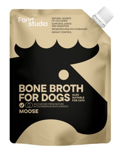 FoodStudio_PETFOOD_pouch_350ml_2026_mockup_moose.jpg